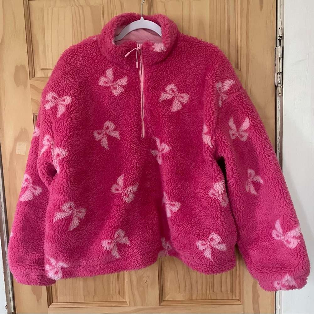 Beach Riot Hot Pink Sherpa Pullover with Light Pink Bow Pattern